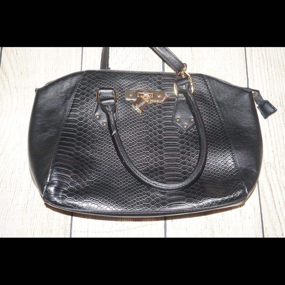 Small black purse